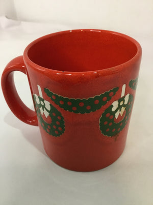 Waechtersbach Vintage Red/Green Ceramic Mug Wreath Holiday Item