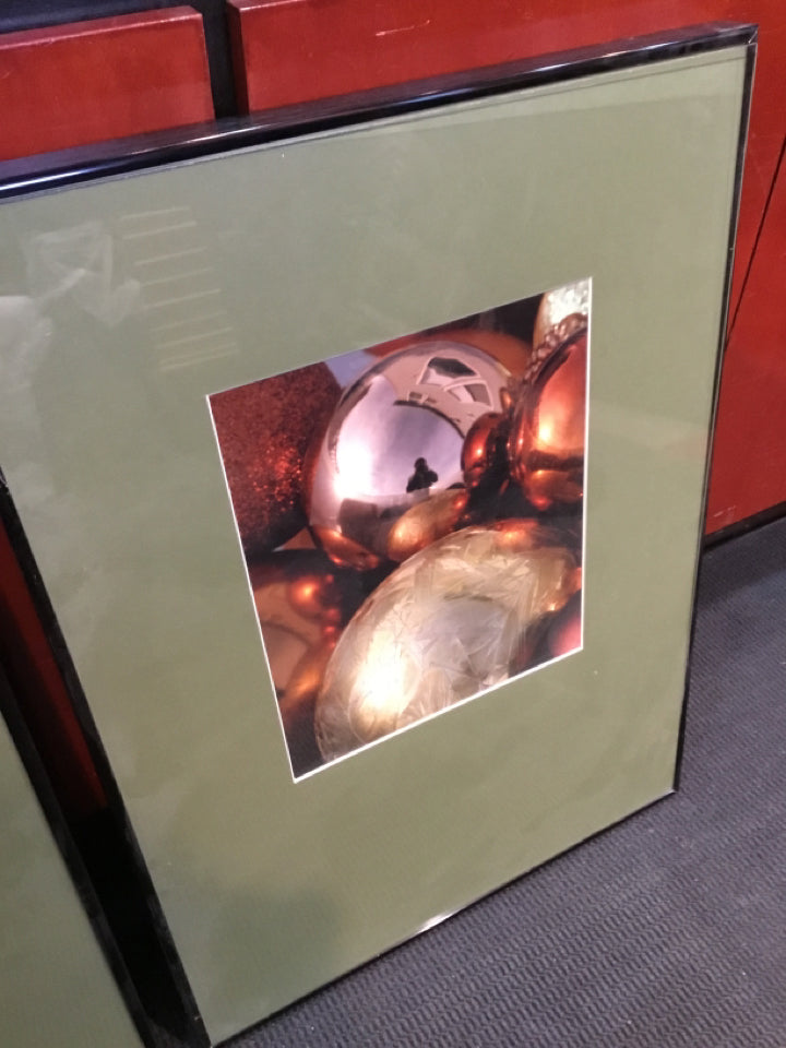 Framed Art Green/multi Ornaments Holiday Item