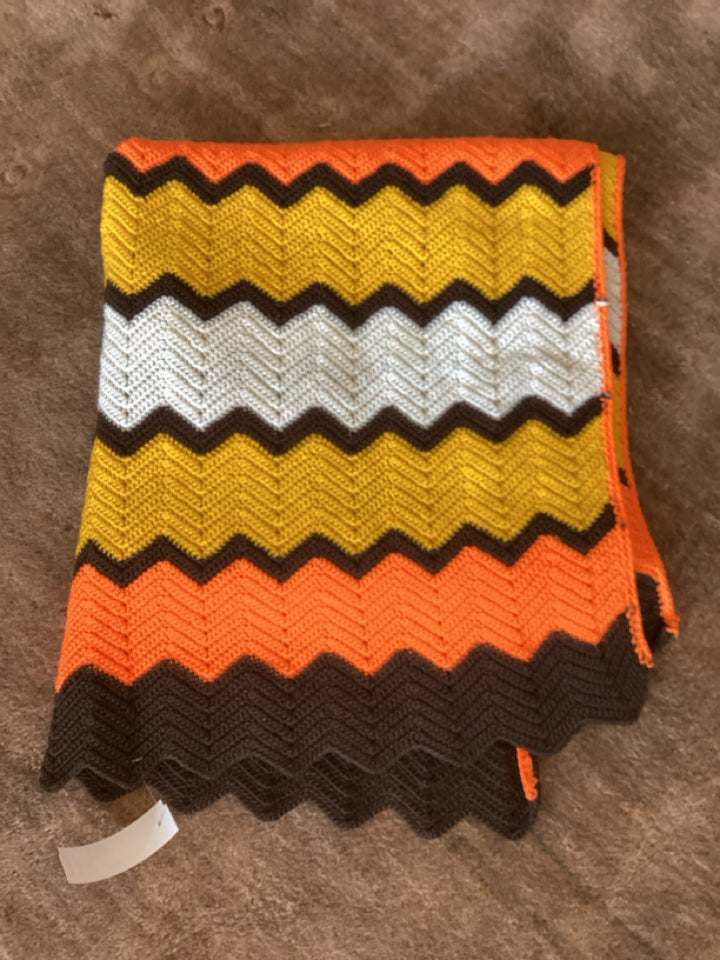 Retro Yellow/Orange Crochet Zig Zag Blanket