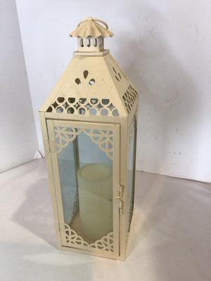 Cream Metal w/candle Lantern