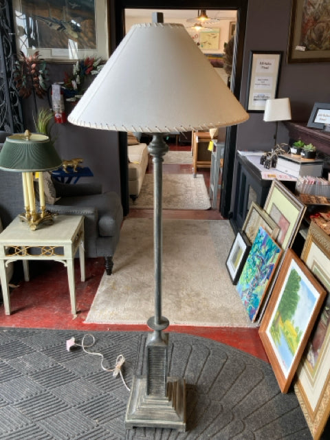 Floor Bronze Metal Lamp