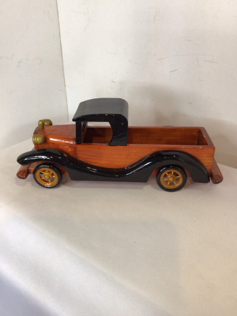 Model Brown/black Wood Truck Figurine