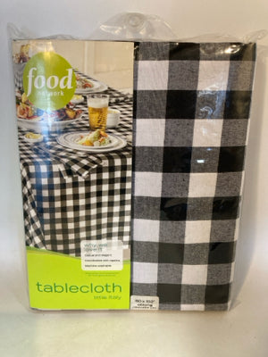 Black/White Cotton Checkered Tablecloth