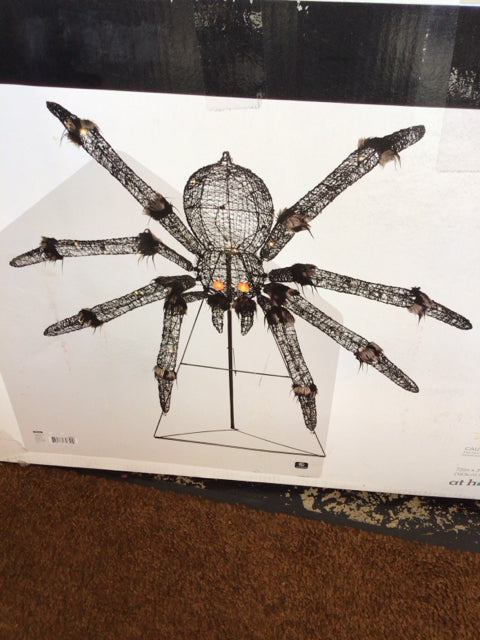 Halloween Black Metal Spider Outdoor Holiday Item