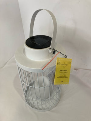 Ashland Solar White Metal W/ Candle Lantern