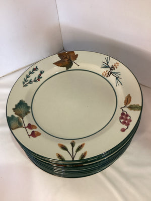 Hartstone Christmas Cream/Green Ceramic Forest As Is Holiday Item