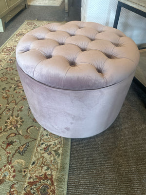 Havenly Storage Pink Velvet Round FootStool/Ottoman AVGXG8X2