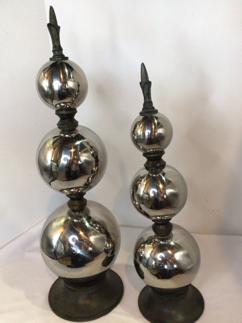 Pair Silver/Black Balls Ball