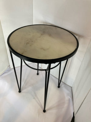 Marble/Iron Round White/Black Table