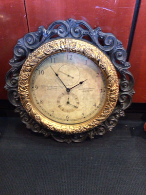 Brown/Gold Resin Wall Hanging Clock