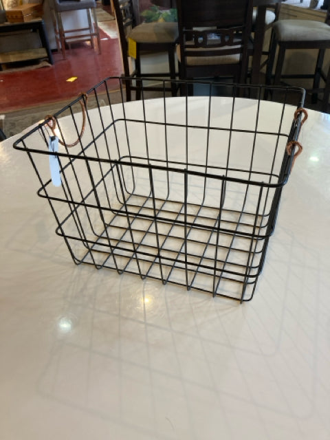 Black Metal Handles Basket