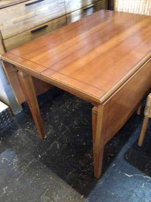 Dining Wood 2 Leaves Drop-Leaf Brown Table