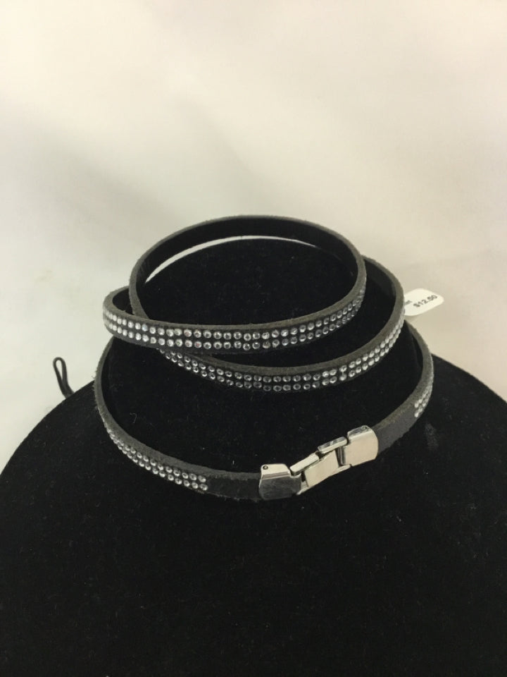 Black/White Wrap Rhinestone Bracelet