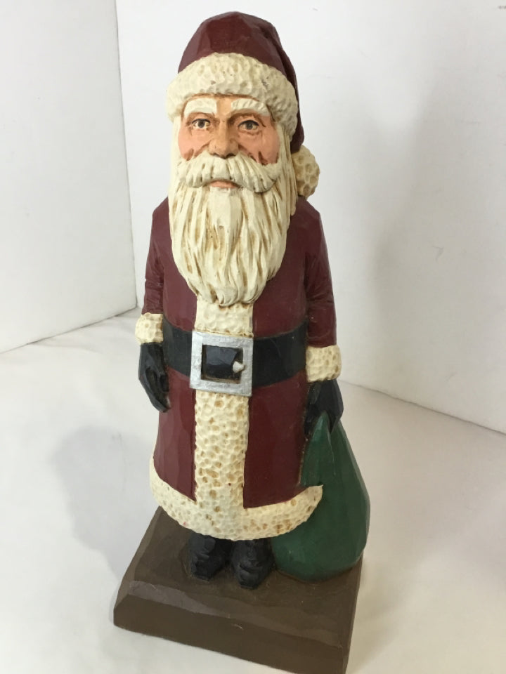 Christmas Red/white Resin Santa Figure Holiday Item