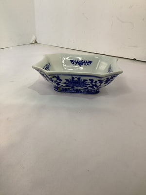 Vintage Blue/White Ceramic Bowl