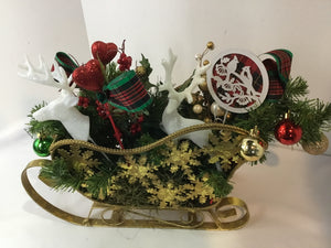 Gold/Multi Metal Sleigh Holiday Item