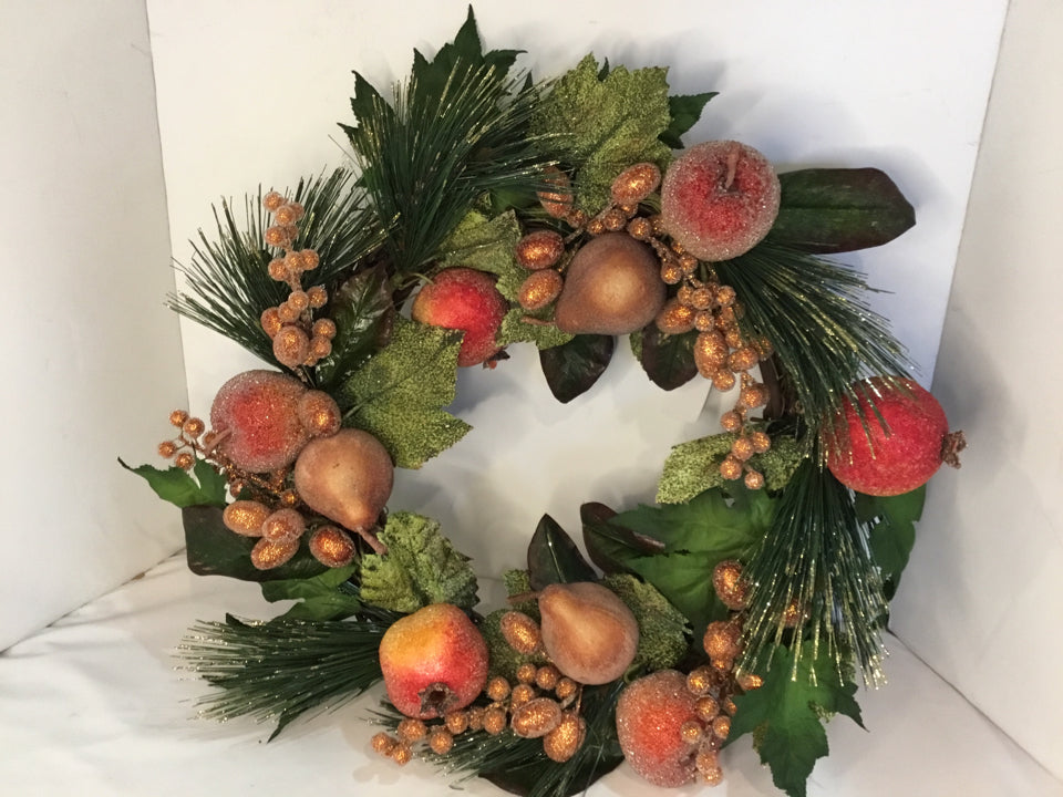 Green/multi Fruit Wreath
