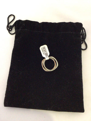 Pair Ring