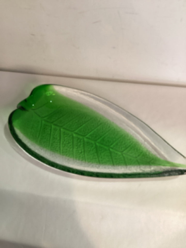 California Dynasty Green/Clear Glass Leaf Dish