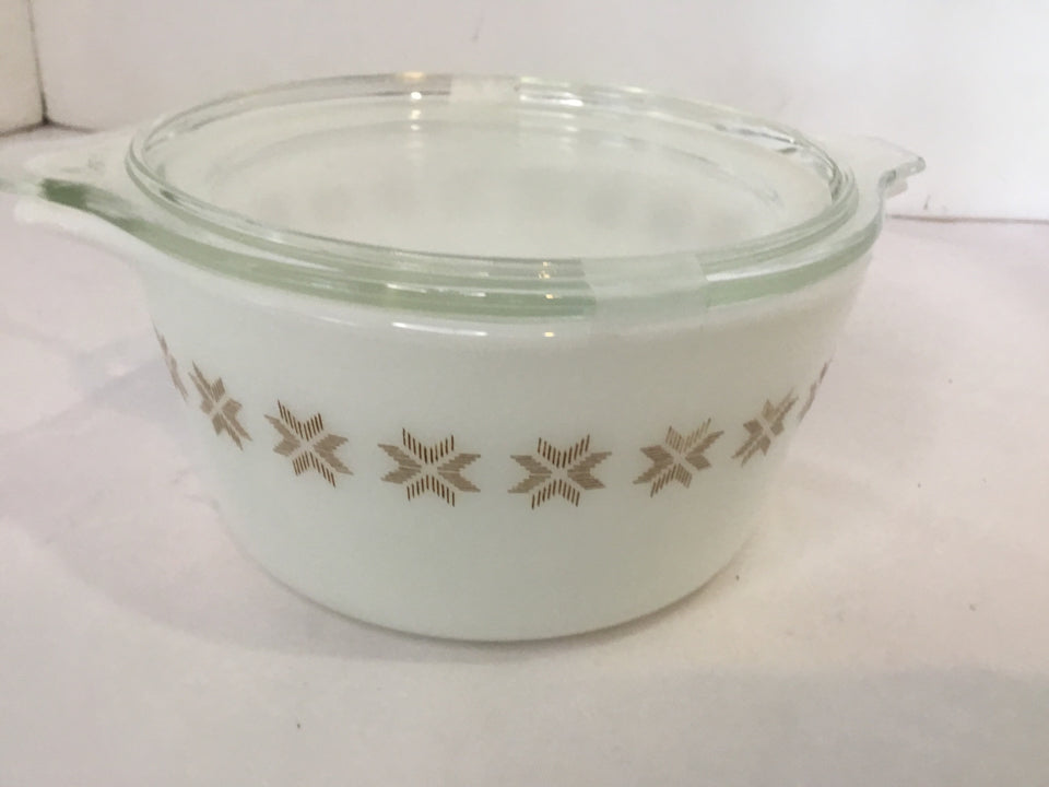 Pyrex Casserole Ceramic Dish