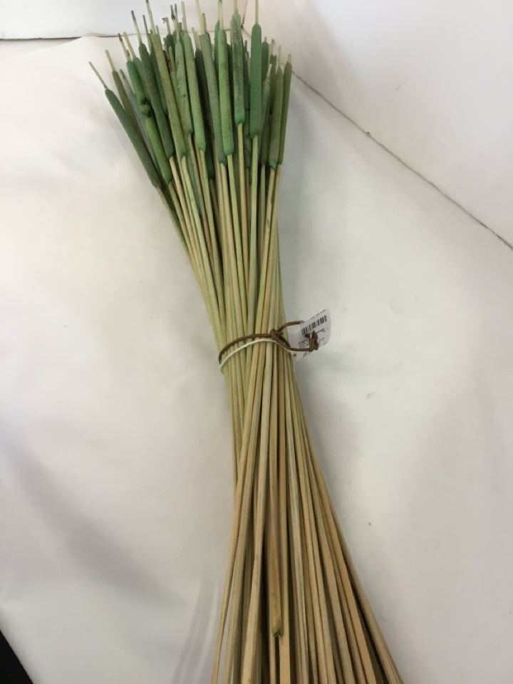 Green Wood Cattails Bunch Faux Plant