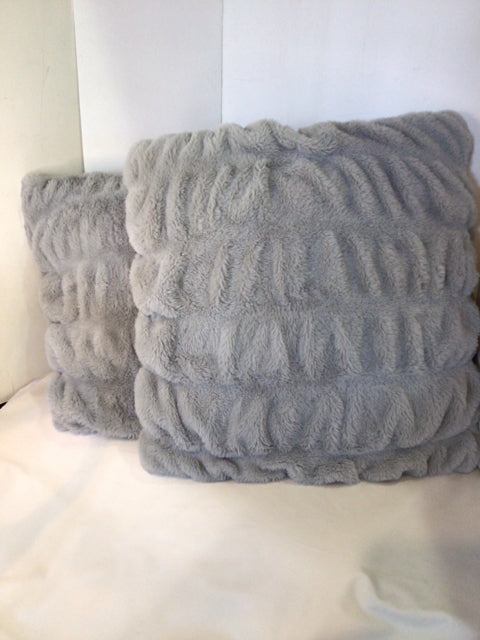 Gray Faux Fur Pair Pillow Set