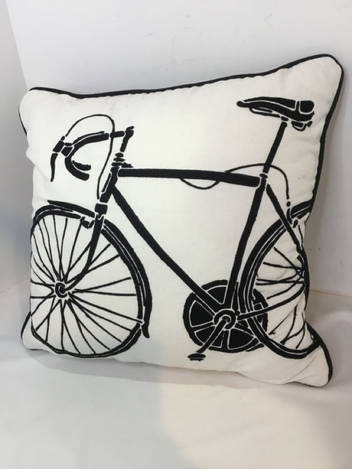 Black/White Cotton Bicycle Pillow