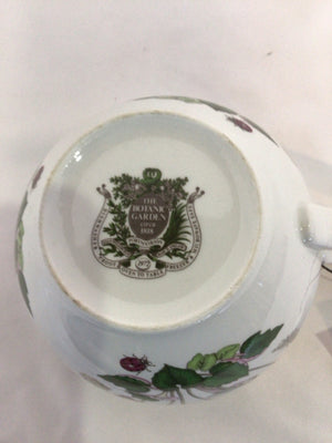 Decorative White/Pink Ceramic Botanicals Mug