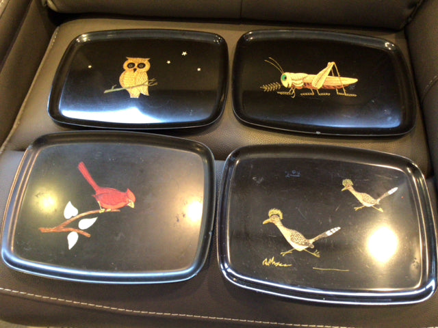 Couroc Set of 4 Black/Gold Plastic Owl Tray
