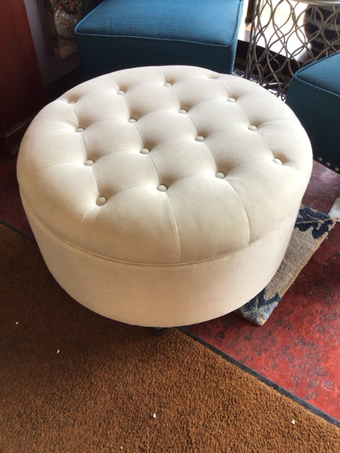 Storage Upholstered Round Tufted White Ottoman