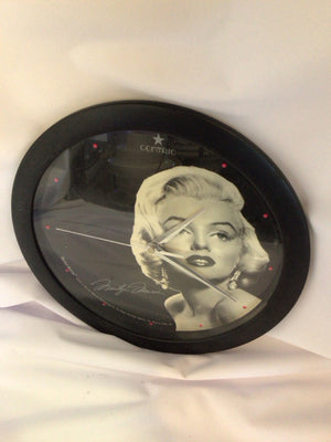 Black/White Marilyn Monroe Clock