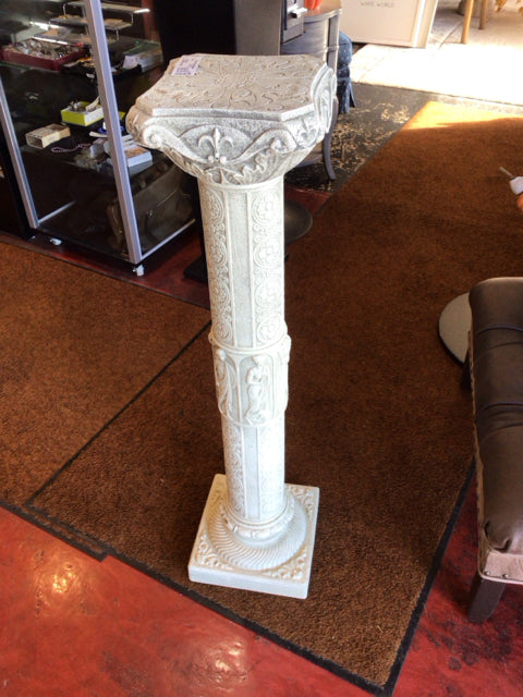Stand Cream Plastic Pillar Pedestal