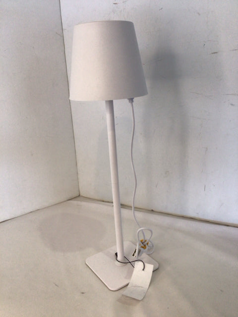 Rechargeable White Metal Lamp