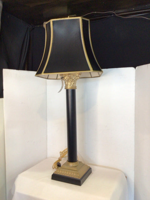 Traditional Black/Gold Lamp