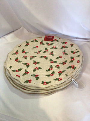 Placemats White/Red Cotton Set of 8 Holly Holiday Item