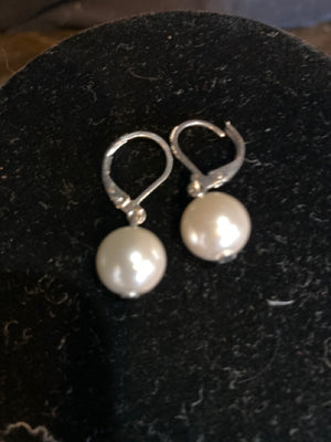 Silver Pearl Earrings