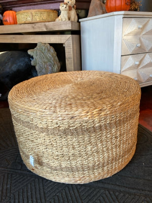 Drum Wicker Round Table Natural Ottoman