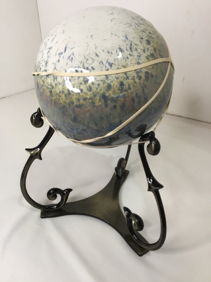 Green/Black Ceramic/Metal Ball On Stand Statue