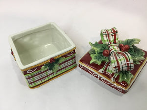 Fitz & Floyd Christmas Red/Green Ceramic Trinket Box Presents Holiday Item