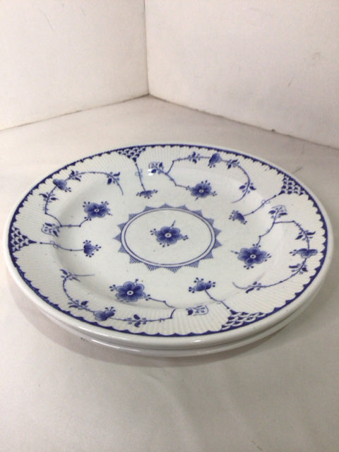 3 Piece Blue/White Floral Plate Set