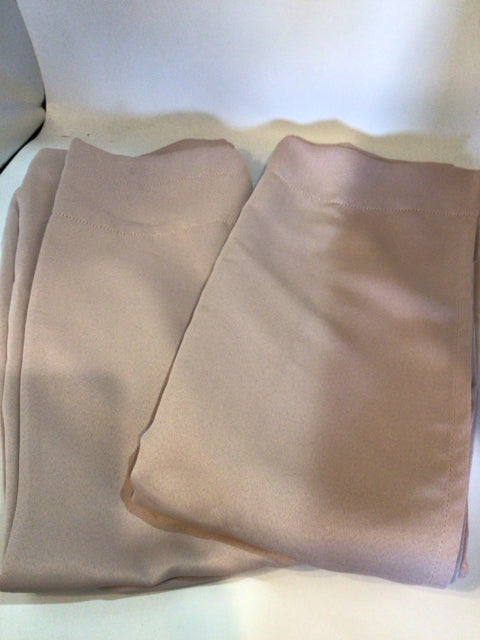 Sun Zero 2 Panels Pink Polyester Draperies/Curtains