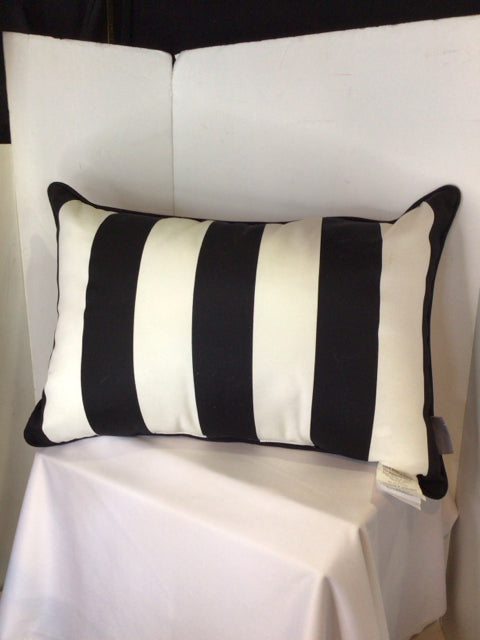 Outdoor/Outside Black/White Polyester Stripe Pillow