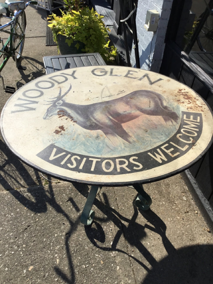 Rustic Metal White/Green Table