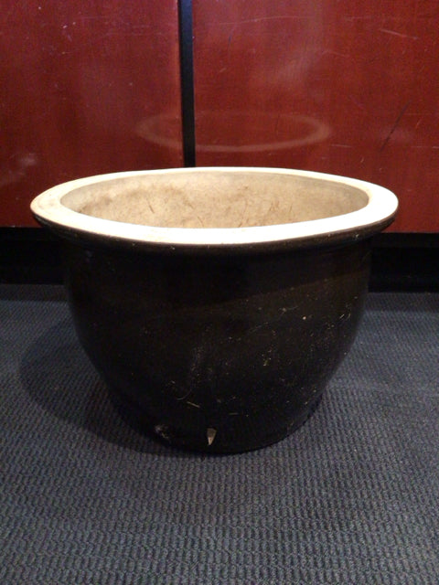 Outdoor/Outside Black Terracotta Planter