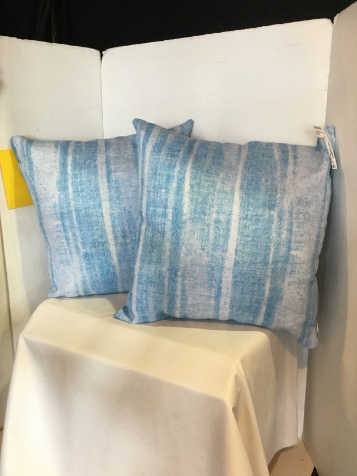 Outdoor/Outside Blue/White Polyester Pillow Set
