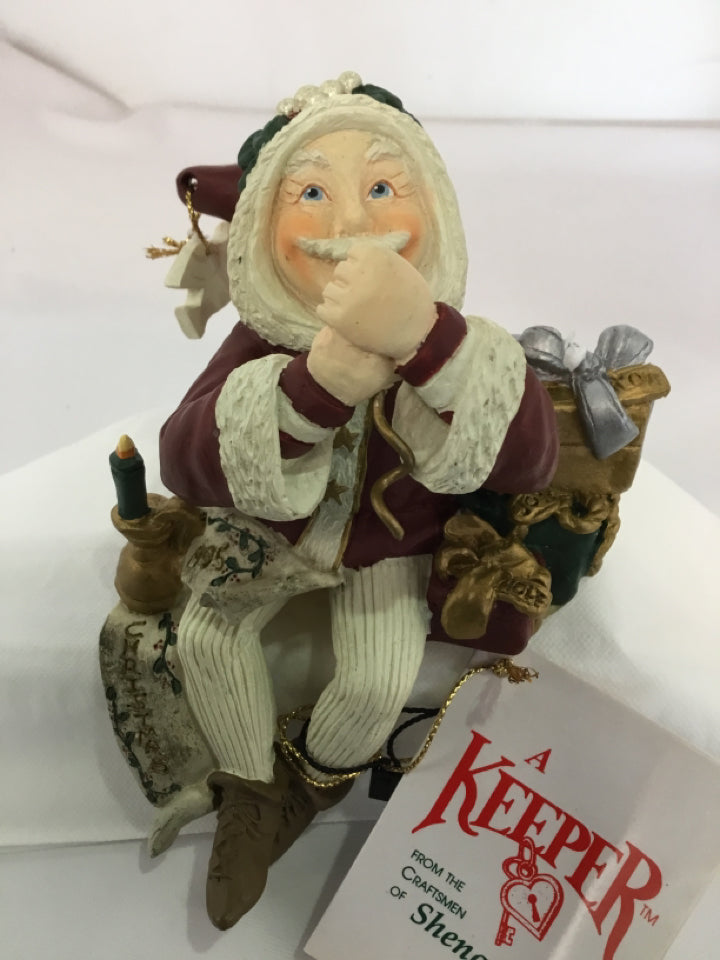 Figurine Red/white Resin Santa As Is Holiday Item