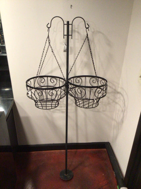 Outdoor/Outside Black Iron Double Hanging Garden Access.