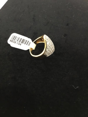 White Rhinestone Ring
