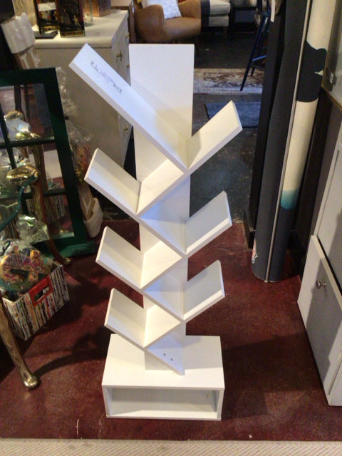 Wood White Bookcase/Bookshelf