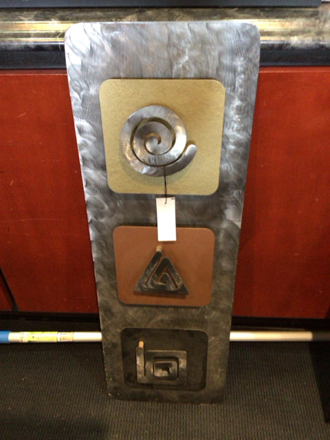 Metal Silver/Multi Wall Decoration Art